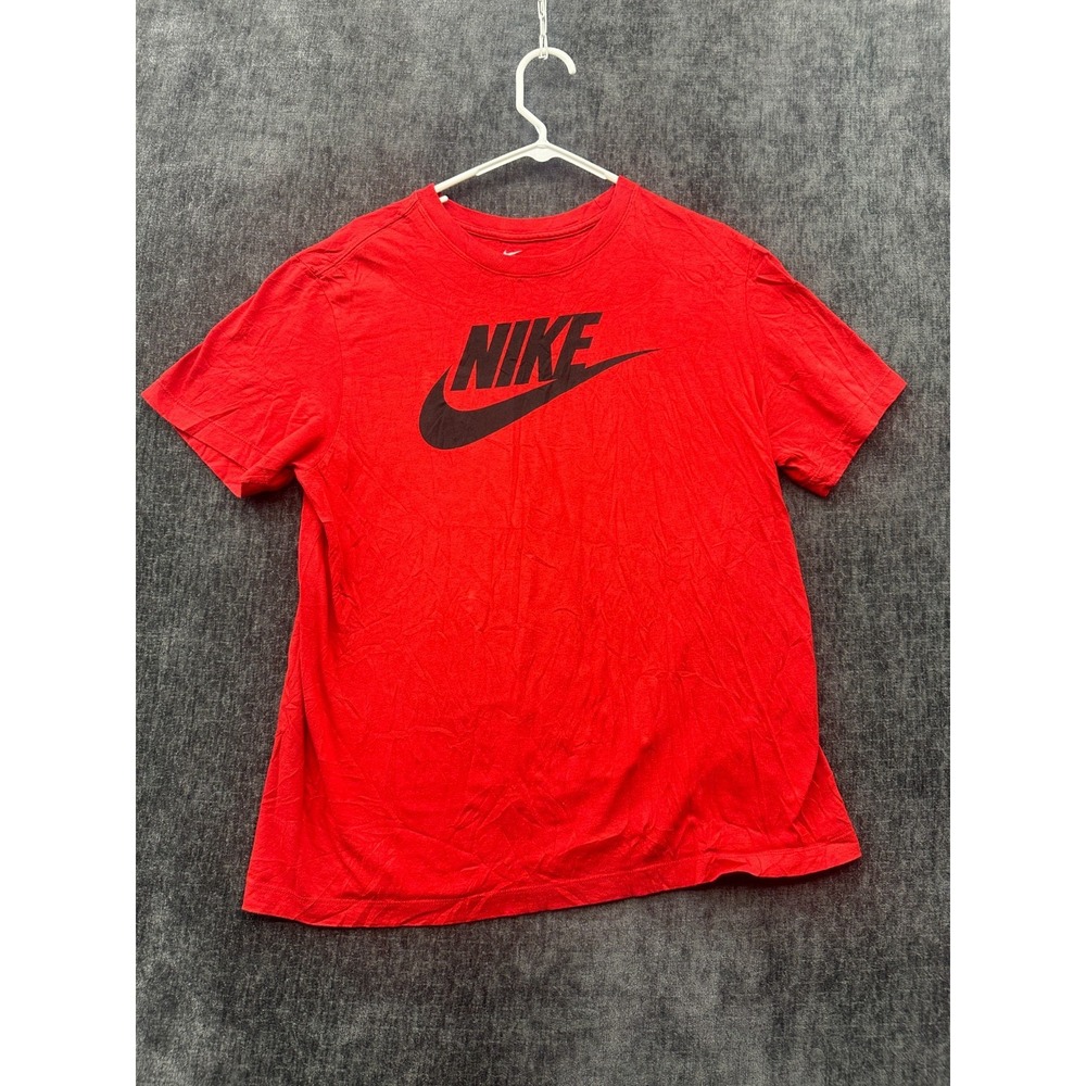 Nike Tee Shirt Mens Large Red Swoosh Graphic Print Logo Crew Neck Short Sleeve